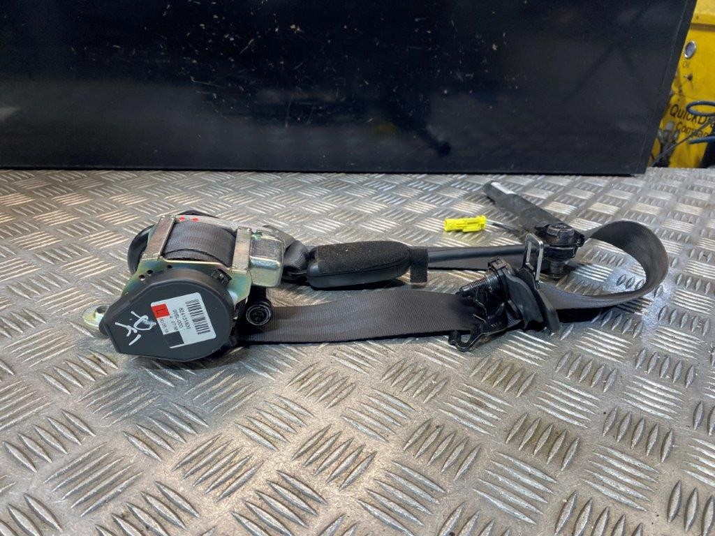 12-18 VAUXHALL ASTRA GTC PASSENGER NEAR SIDE FRONT SEAT BELT 13443558/624131800 - Thumbnail 3