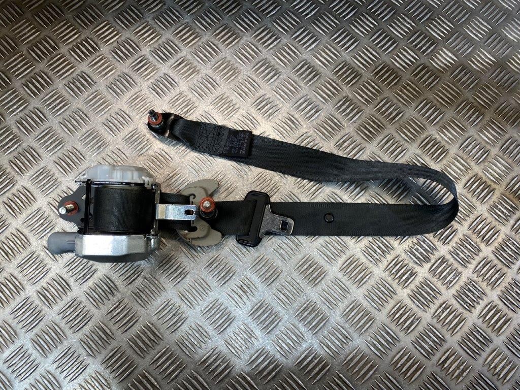 11-17 KIA PICANTO MK2 5 DOOR PASSENGER NEAR SIDE FRONT SEAT BELT 888101Y600EQ - Thumbnail 4