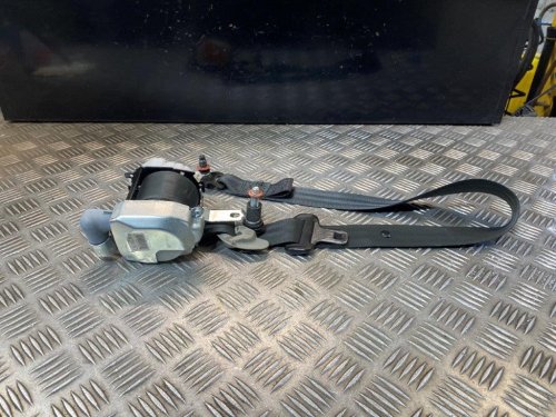 11-17 KIA PICANTO MK2 5 DOOR PASSENGER NEAR SIDE FRONT SEAT BELT 888101Y600EQ