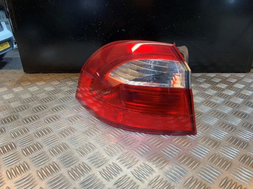 11-17 KIA RIO MK3 5 DOOR N/S PASSENGER NEAR SIDE REAR LIGHT