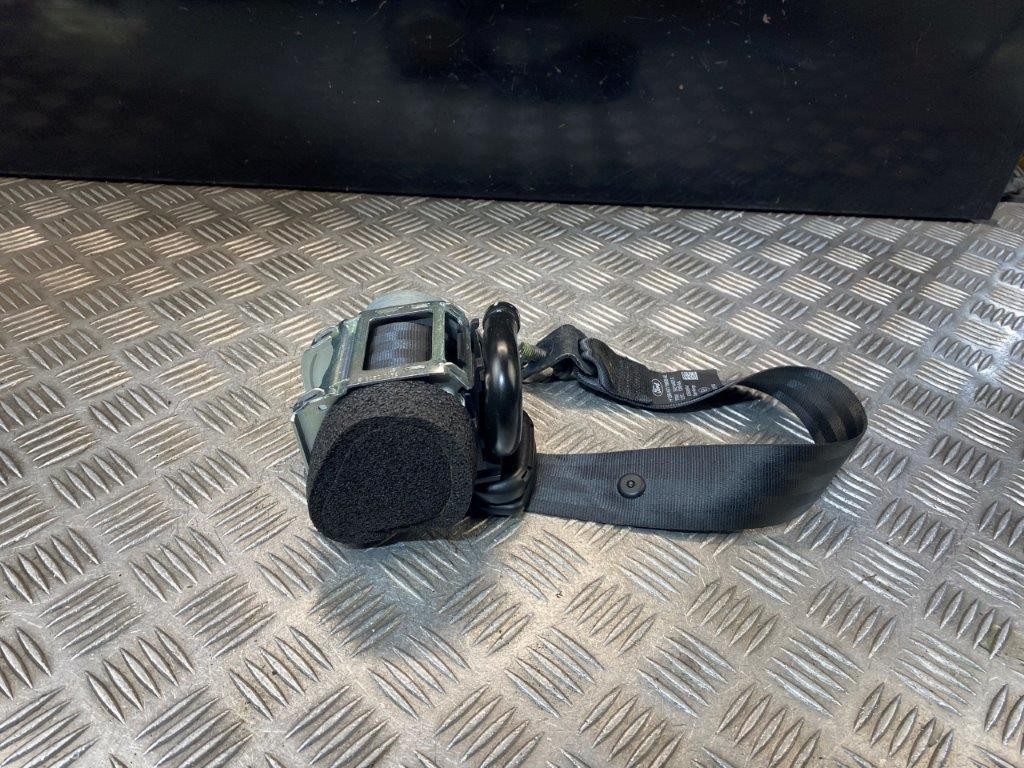 17-22 FORD FIESTA MK8 3 DOOR PASSENGER NEAR SIDE REAR SEAT BELT H1BB-A611B68-AE - Thumbnail 3
