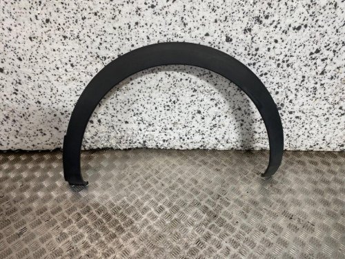16-24 PEUGEOT 3008 MK2 PASSENGER NEAR SIDE REAR WHEEL ARCH LINER (BROKEN LUGS)