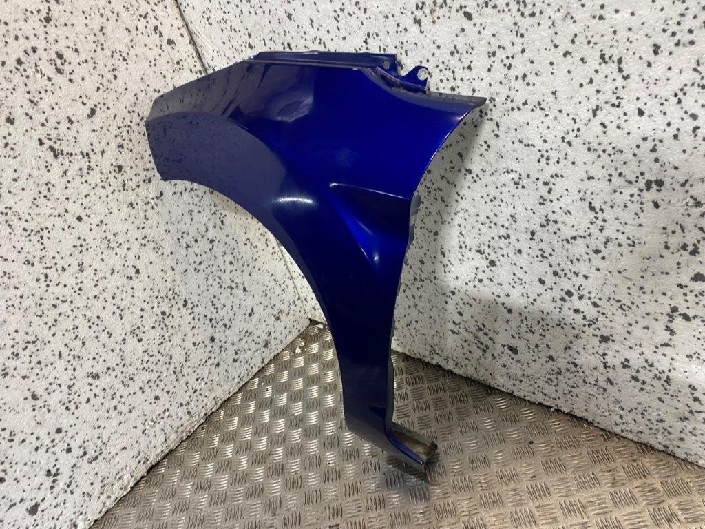 08-17 FORD FIESTA MK7 PASSENGER SIDE FRONT WING DEEP IMPACT BLUE (PLS READ) - Thumbnail 9