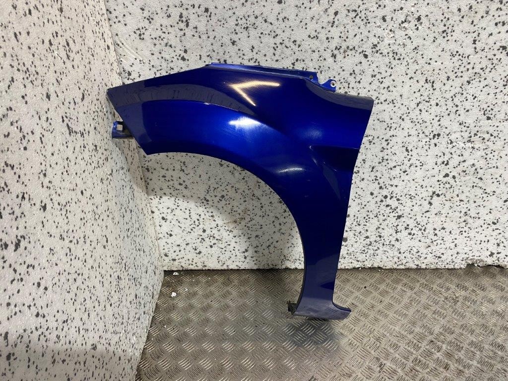08-17 FORD FIESTA MK7 PASSENGER SIDE FRONT WING DEEP IMPACT BLUE (PLS READ) - Thumbnail 2