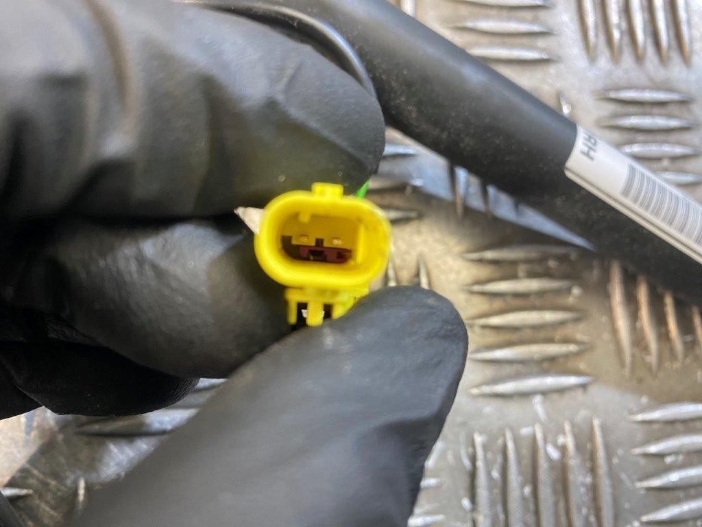 12-18 VAUXHALL ASTRA GTC DRIVER OFF SIDE FRONT SEAT BELT 13443553/624131900 - Thumbnail 8