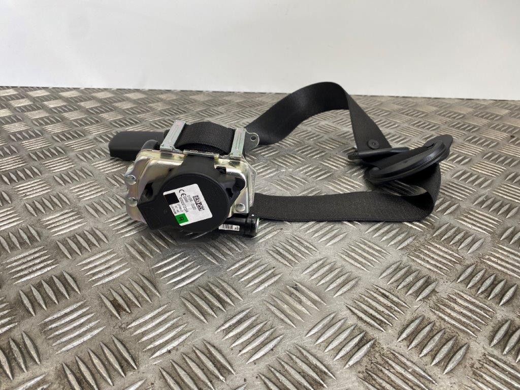 14-18 MINI COOPER HATCH F55 DRIVER SIDE FRONT SEAT BELT 635267200/7317754 - Thumbnail 3