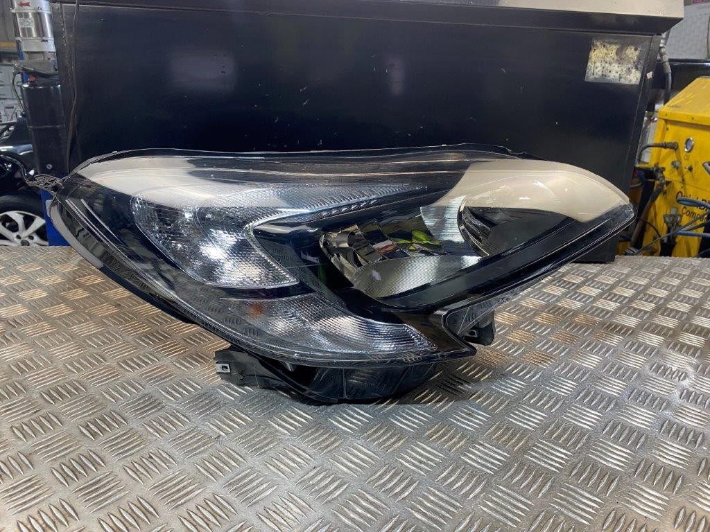 15-19 VAUXHALL CORSA E O/S DRIVER OFF SIDE HEADLIGHT/LED DRL - Thumbnail 6