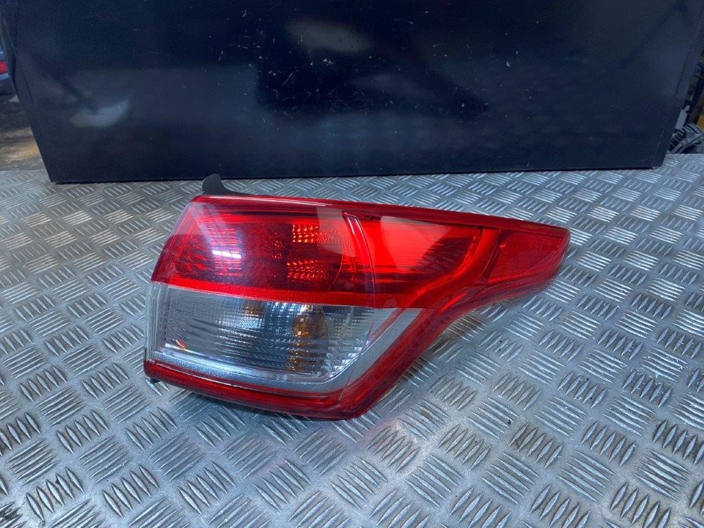 13-16 FORD KUGA MK2 O/S DRIVER OFF SIDE TAILGATE INNER REAR LIGHT - Thumbnail 2