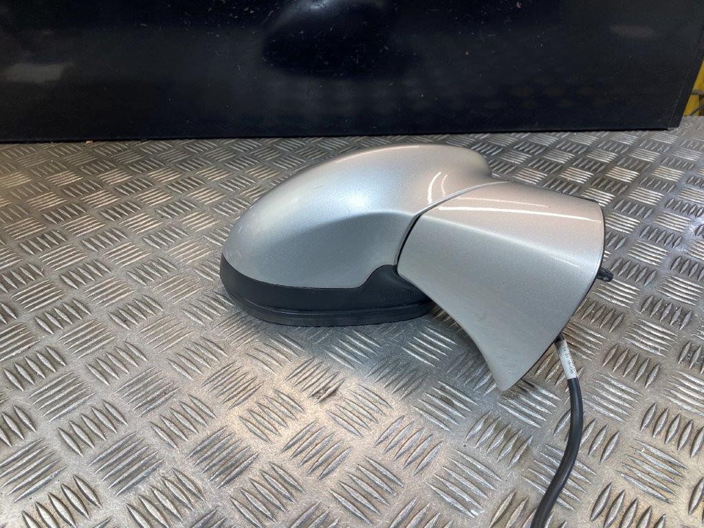 12-16 VAUXHALL ZAFIRA TOURER DRIVER SIDE WING MIRROR SILVER GAN/Z176 (SCRATCHED) - Thumbnail 4