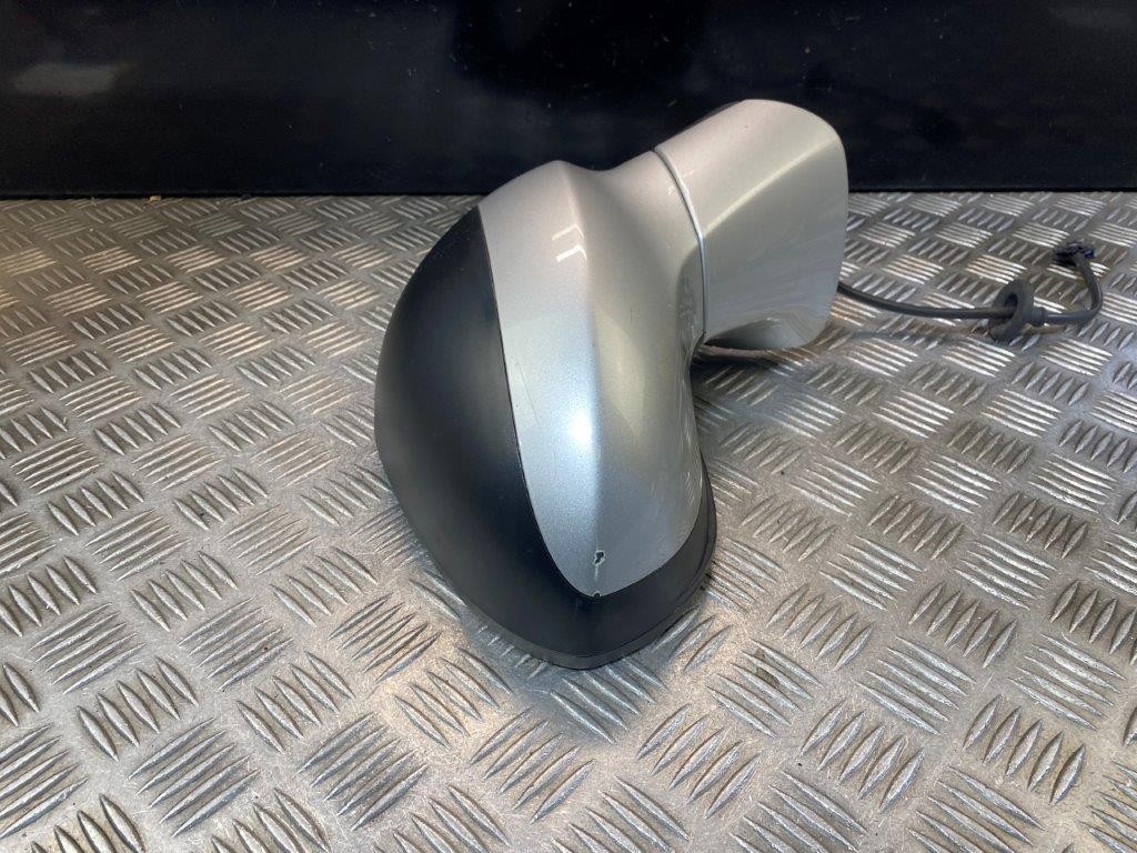 12-16 VAUXHALL ZAFIRA TOURER DRIVER SIDE WING MIRROR SILVER GAN/Z176 (SCRATCHED) - Thumbnail 5