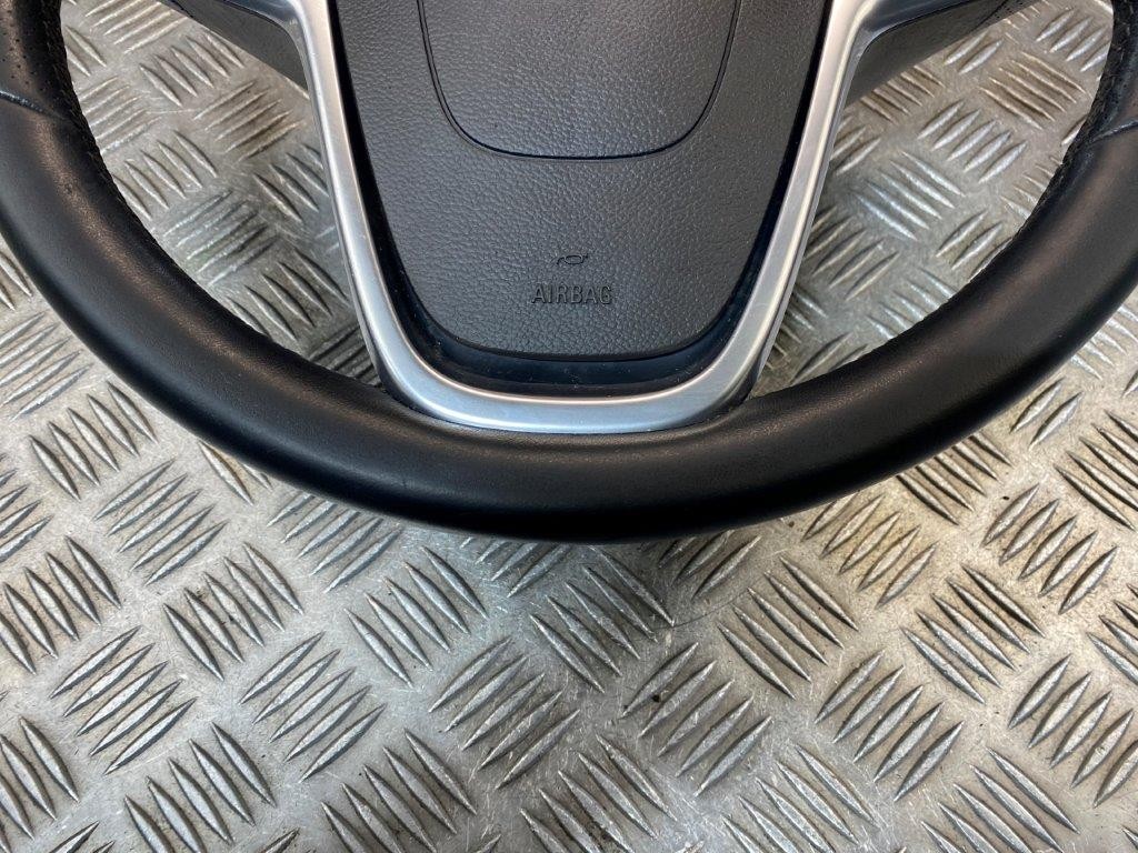 12-18 VAUXHALL ASTRA GTC MULTIFUNCTION LEATHER STEERING WHEEL WITH AIRBAG - Thumbnail 5