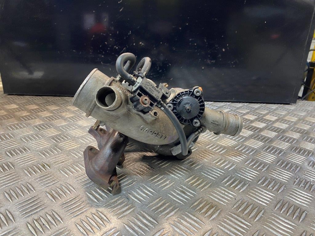12-18 VAUXHALL ASTRA GTC/CORSA E 1.4 PETROL TURBO CHARGER 55565353 - Thumbnail 3
