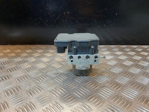 17-20 VAUXHALL CROSSLAND X/CITROEN C3 MK3 1.2 PETROL ABS PUMP 9826051380