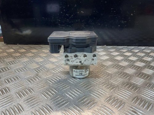 15-17 KIA RIO MK3 1.2 PETROL ABS PUMP 589201W705