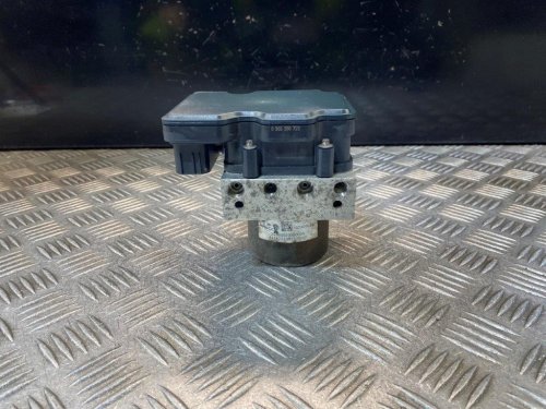 15-19 VAUXHALL ASTRA K MK7 1.4 PETROL ABS PUMP 39064665