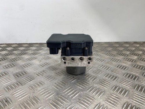 15-19 VAUXHALL CORSA E/ASTRA K/INSIGNIA 1.3 DIESEL ABS PUMP 39011871