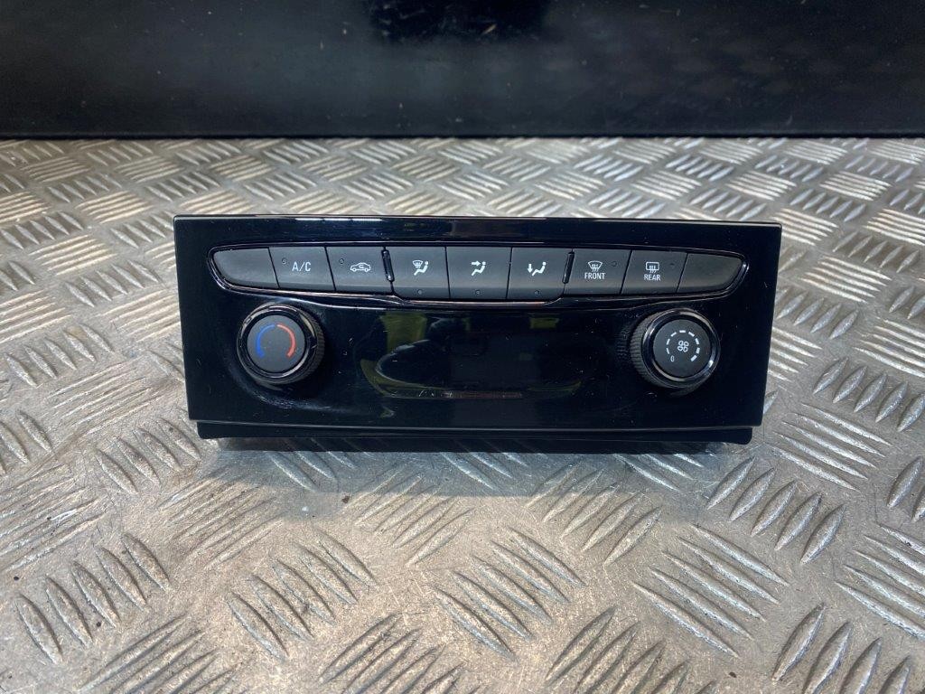 15-19 VAUXHALL ASTRA K MK7 A/C HEATER CONTROL SWITCH PANEL 39042438 - Thumbnail 2