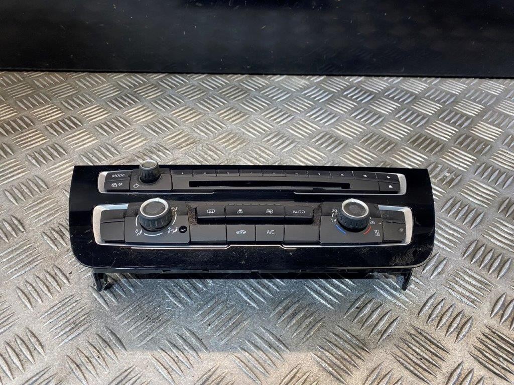 17-21 BMW 218I F23/F20/F22 A/C HEATER/RADIO CONTROL SWITCH PANEL 6832880 - Thumbnail 3