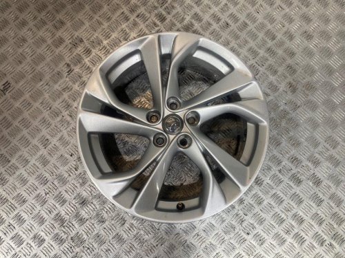 15-19 VAUXHALL ASTRA K MK7 17 INCH 5 STUD 10 SPOKE ALLOY WHEEL 17X7.5J SCRATCHED