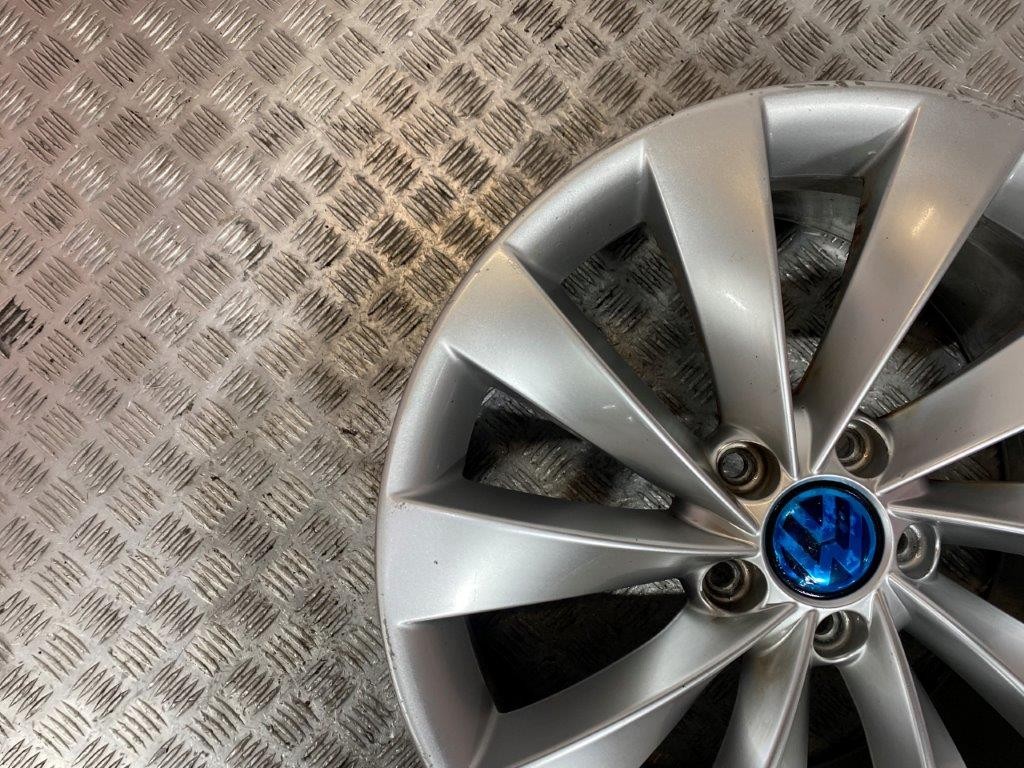 08-14 VW SCIROCCO GT 18" INCH 5 STUD 10 SPOKE ALLOY WHEEL 8JX18H2 (SCRATCHED) - Thumbnail 3