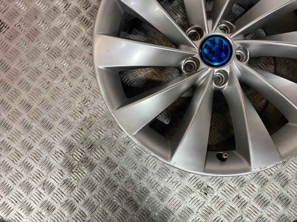 08-14 VW SCIROCCO GT 18" INCH 5 STUD 10 SPOKE ALLOY WHEEL 8JX18H2 (SCRATCHED) - Thumbnail 5