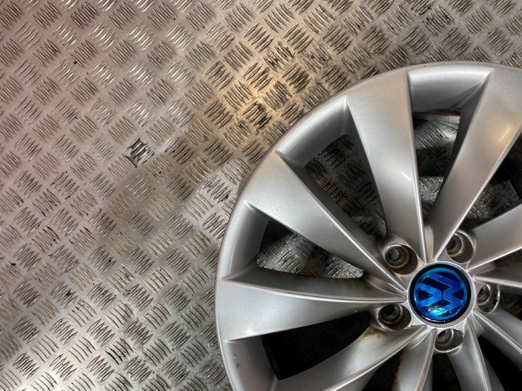 08-14 VW SCIROCCO GT 18" INCH 5 STUD 10 SPOKE ALLOY WHEEL 8JX18H2 (SCRATCHED) - Thumbnail 3