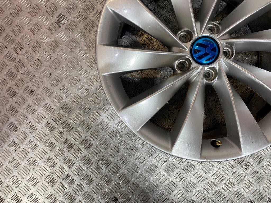 08-14 VW SCIROCCO GT 18" INCH 5 STUD 10 SPOKE ALLOY WHEEL 8JX18H2 (SCRATCHED) - Thumbnail 5
