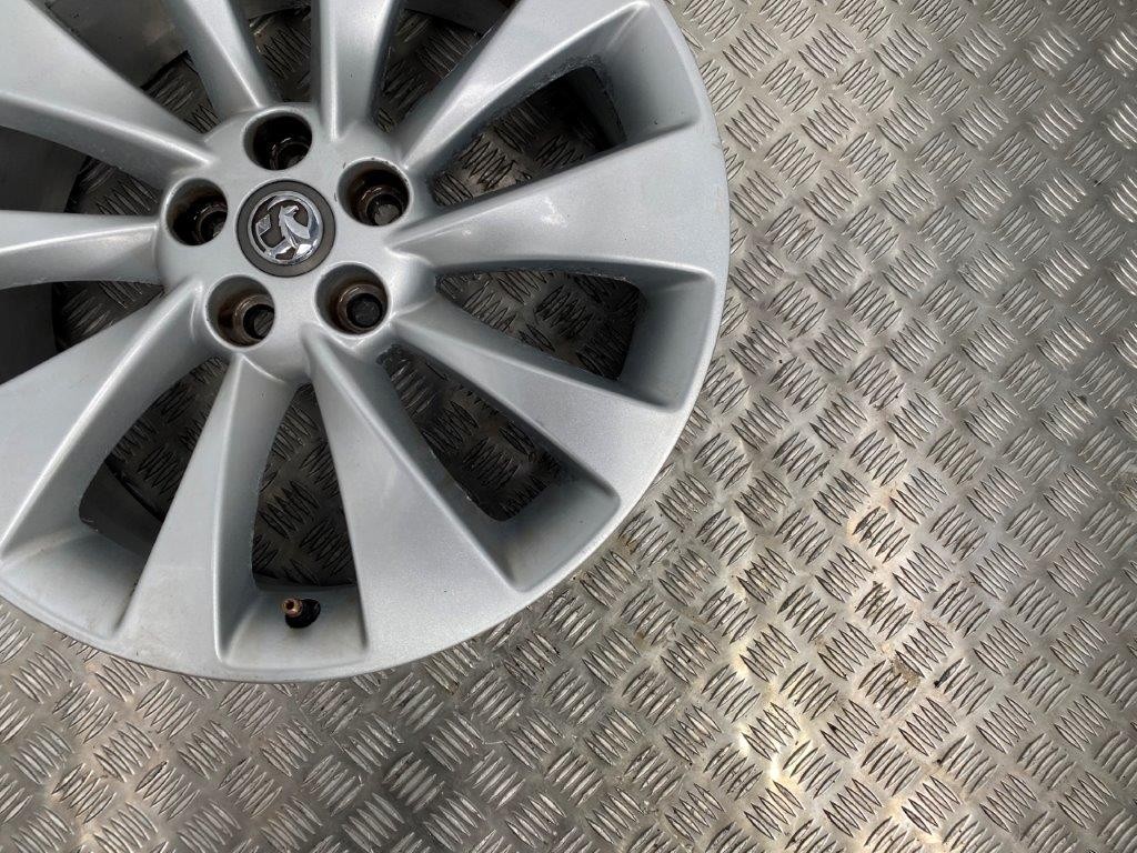 12-19 VAUXHALL MOKKA MK1 18" INCH 5 STUD 10 SPOKE ALLOY WHEEL 7.0JX18 *SCRATCHED - Thumbnail 6