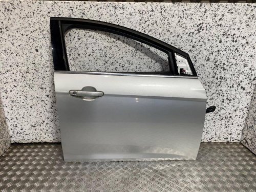 11-15 FORD FOCUS 105 CB8 5 Door Hatchback MK3 Front Right Door SILVER (DENTED)