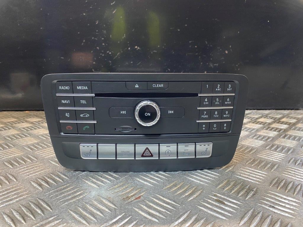 15-19 MERCEDES B-CLASS/CLA/GLA W246 MULTIMEDIA HEAD UNIT A2469007818 - Thumbnail 2