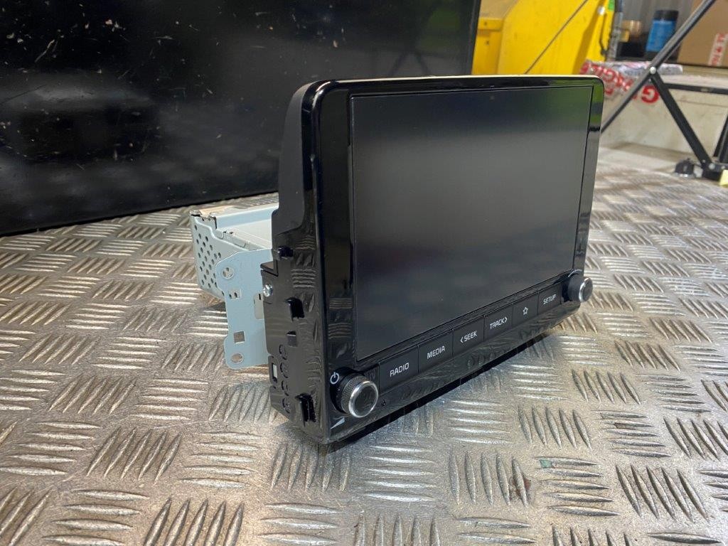 17-24 KIA STONIC MULTIFUNCTION HEAD UNIT/SCREEN DISPLAY 96160H8860 - Thumbnail 3