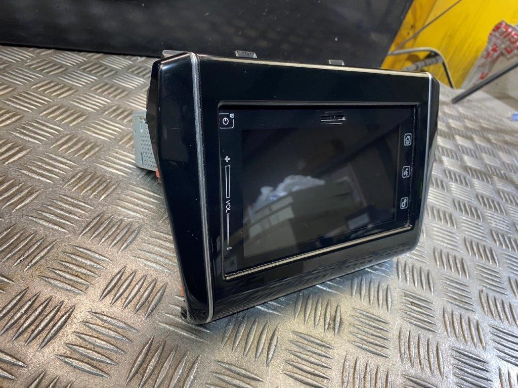 17-20 SUZUKI SWIFT MK3 A2L MULTIMEDIA HEAD UNIT/SCREEN (SCRATCHED) 3992052RA0 - Thumbnail 3