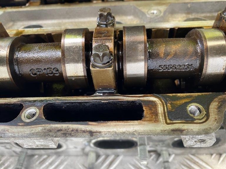 12-16 VAUXHALL ZAFIRA TOURER 1.4 PETROL CYLINDER HEAD/CAMSHAFTS ENGINE A14NET - Thumbnail 9