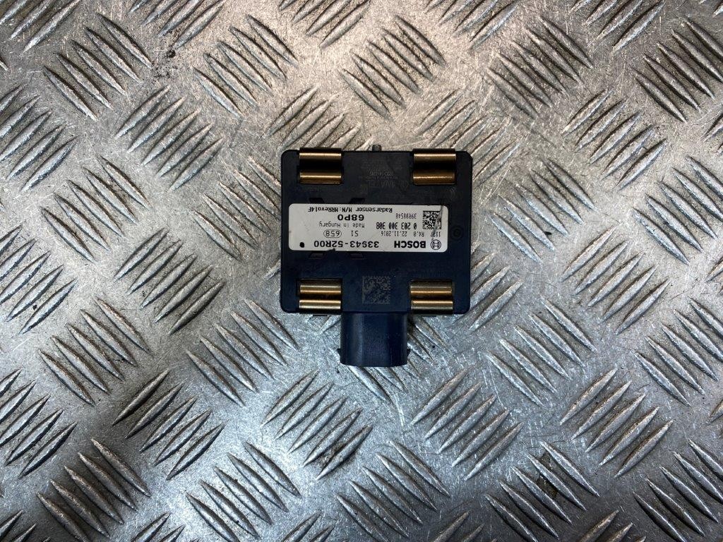 17-20 SUZUKI SWIFT MK3 A2L FRONT DISTANCE RADAR SENSOR 33943-52R00 - Thumbnail 2