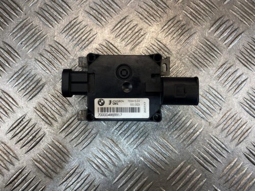 15-19 BMW 118D F20 COOLING FAN ECU CONTROL MODULE 7608410