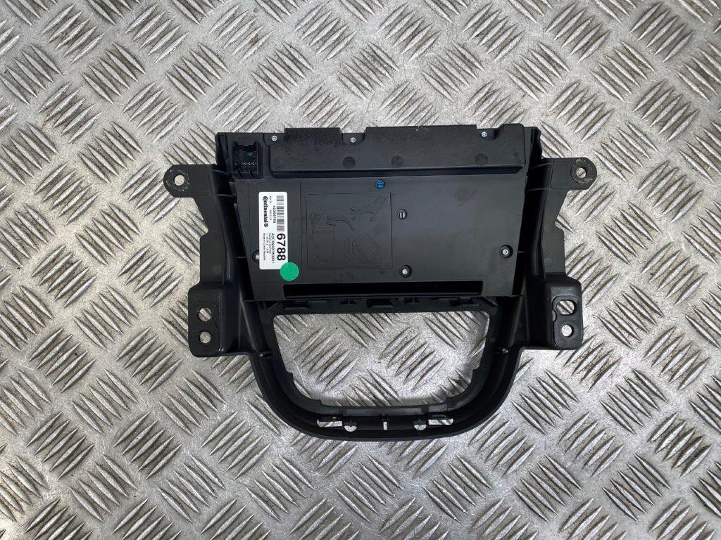 12-19 VAUXHALL MOKKA MK1 RADIO/CD PLAYER FASCIA CONTROL BUTTONS 42356788 - Thumbnail 3