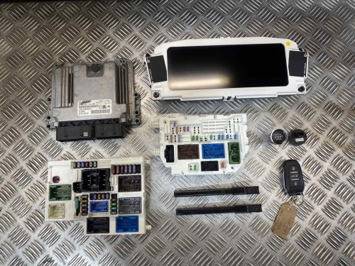 21-25 PEUGEOT 308 MK3 AUTO COMPLETE ENGINE ECU KIT 9845780880