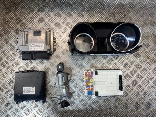 17-20 SUZUKI SWIFT MK3 A2L 1.0 PETROL MANUAL COMPLETE ENGINE ECU KIT 3391053R00