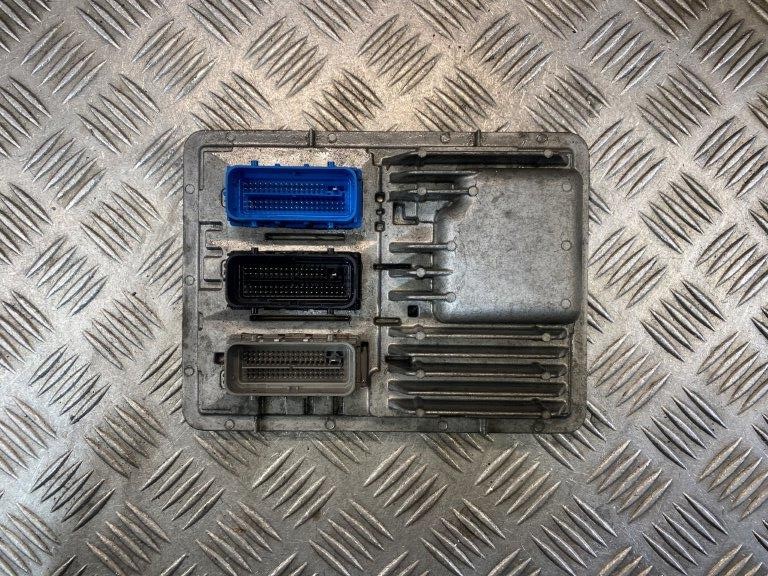 15-19 VAUXHALL ASTRA K MK7 1.4 PETROL MANUAL ENGINE ECU 12679845 - Thumbnail 2