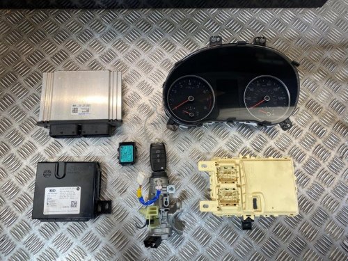17-24 KIA STONIC 1.0 PETROL MANUAL COMPLETE ENGINE ECU KIT 3910607035