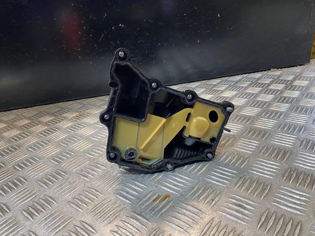 20-25 AUDI A3 8Y/SEAT/SKODA/VW 1.5 PETROL ENGINE OIL SEPARATOR 05E103464G - Thumbnail 5