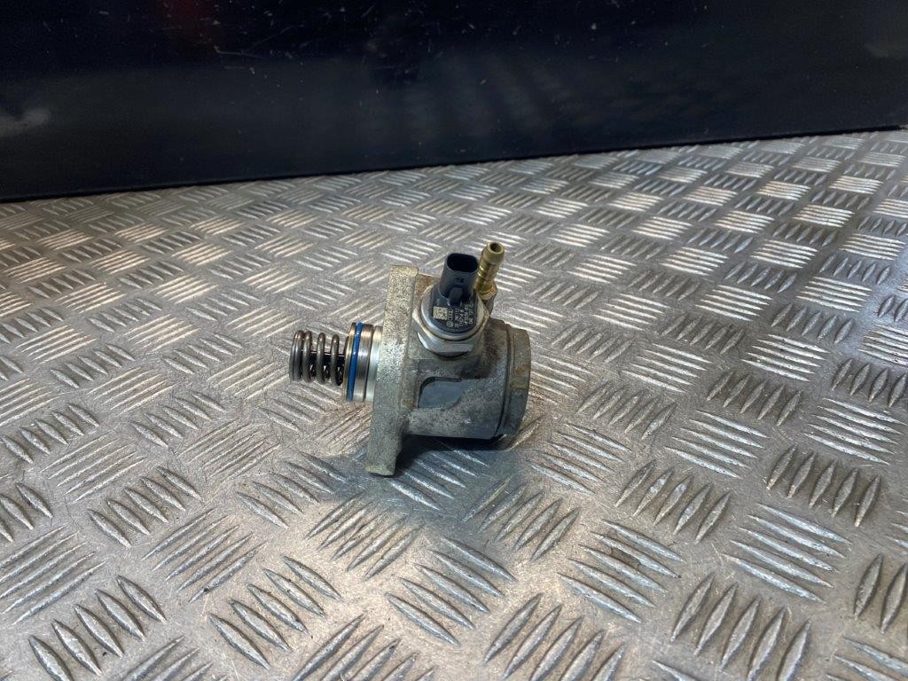 13-17 VW GOLF MK7/AUDI/SKODA/SEAT 1.4 PETROL FUEL PUMP 04E127026H - Thumbnail 3