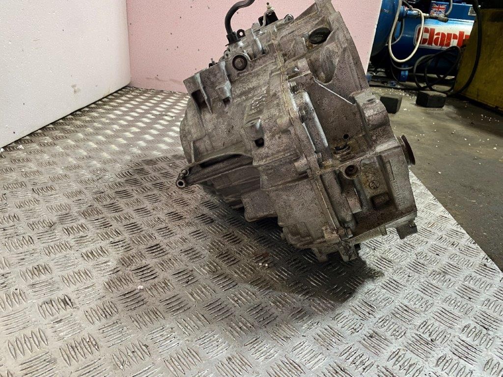 12-16 VAUXHALL ZAFIRA TOURER 1.4 PETROL 6 SPEED AUTO GEARBOX MNP 95523511 - Thumbnail 5