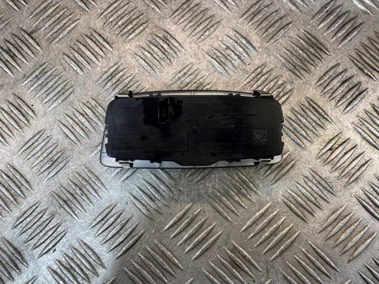 17-21 BMW 218I F23 HEADLIGHT/FOG LIGHT SWITCH 6847526 - Thumbnail 4