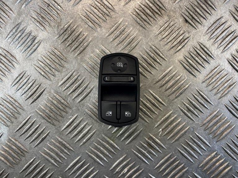 15-19 VAUXHALL CORSA E ELECTRIC WING MIRROR SWITCH BUTTON 13430017 - Thumbnail 2