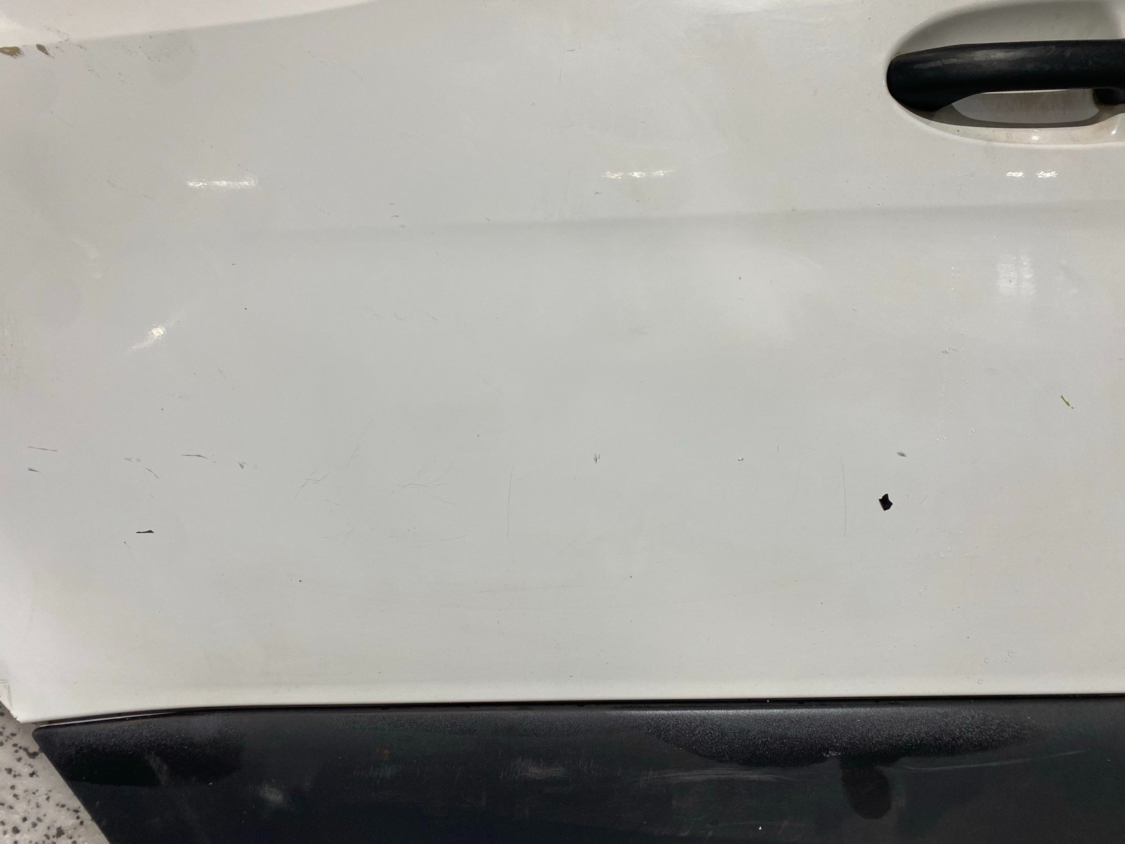 20-25 MERCEDES SPRINTER B910 L2H2 PASSENGER FRONT DOOR WHITE (PLS READ) - Thumbnail 5