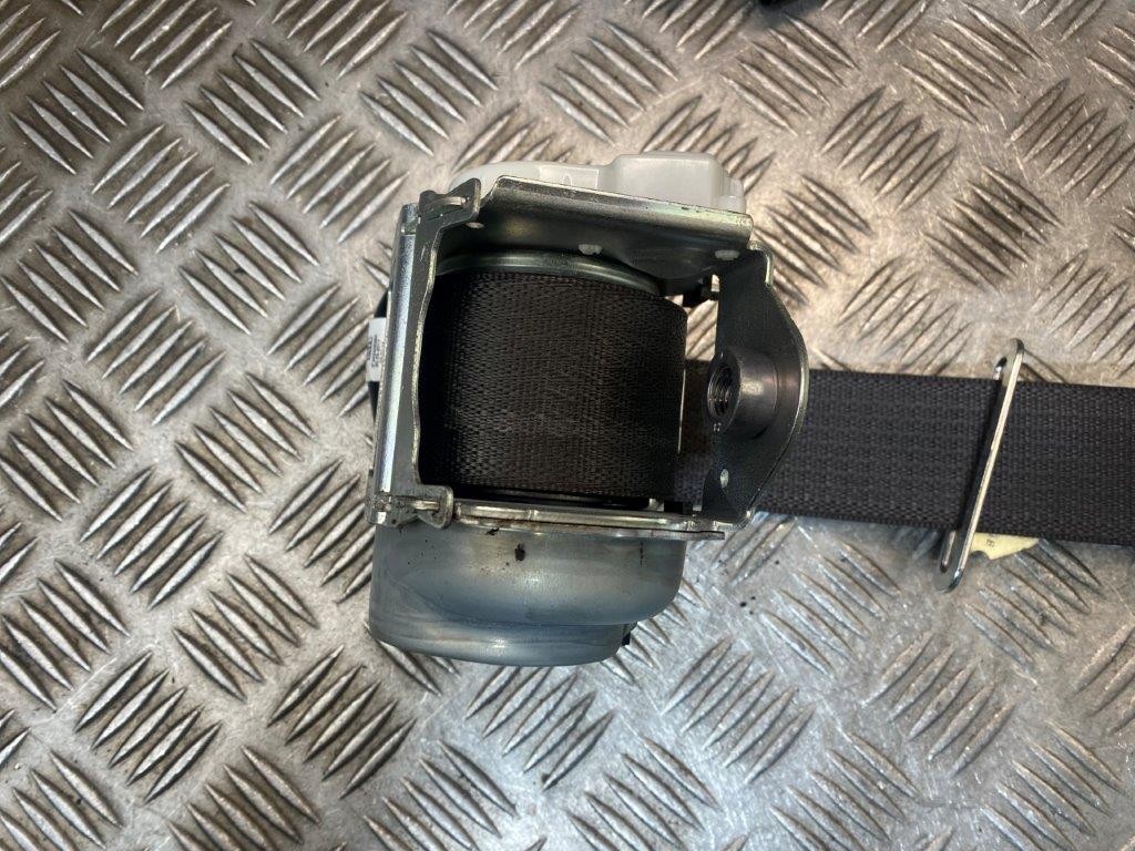 15-19 VAUXHALL ASTRA K MK7 5 DOOR HATCH PASSENGER SIDE FRONT SEAT BELT 39065887 - Thumbnail 4