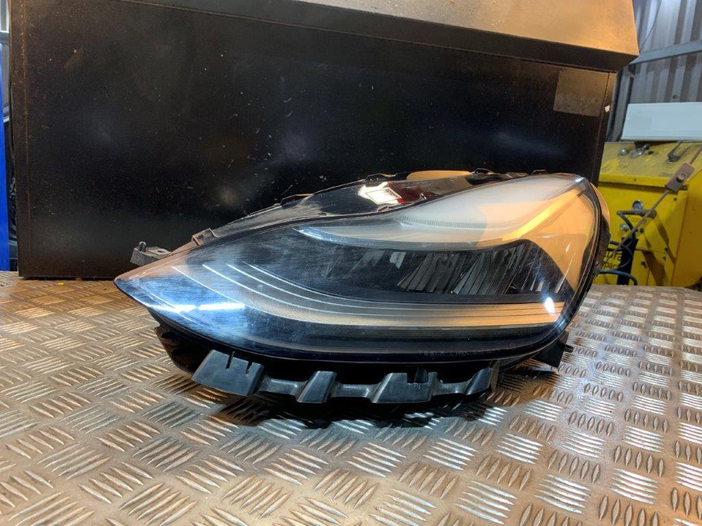 17-23 TESLA MODEL 3 N/S PASSENGER NEAR SIDE HEADLIGHT (LED LIGHT) - Thumbnail 3