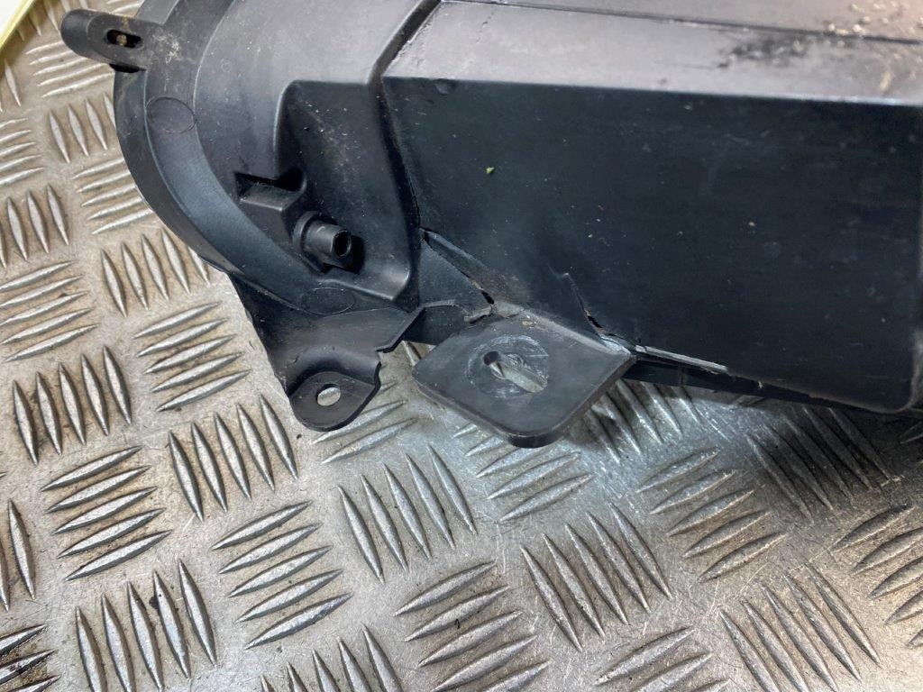 12-17 FORD FIESTA MK7 3/5 DOOR N/S PASSENGER NEAR SIDE HEADLIGHT (PLS READ) - Thumbnail 9