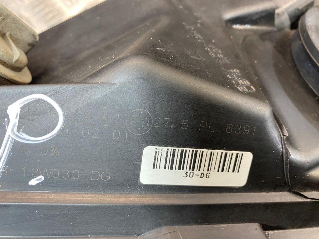 12-17 FORD FIESTA MK7 3/5 DOOR N/S PASSENGER NEAR SIDE HEADLIGHT (PLS READ) - Thumbnail 10